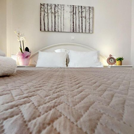 Lovely Equipped Apartment In Kallithea アテネ エクステリア 写真