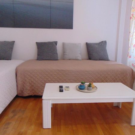 Lovely Equipped Apartment In Kallithea アテネ エクステリア 写真